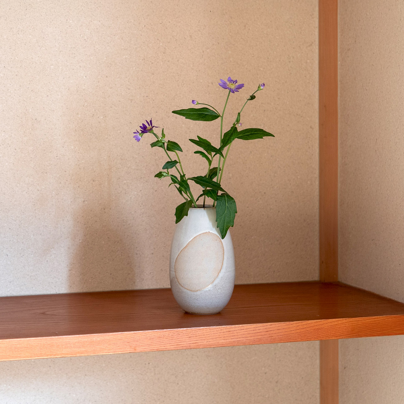 ミニ花入れ 中サイズ 陶器花器